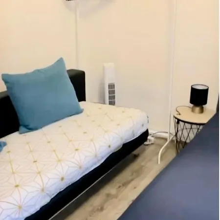 Entier 1 Piece Et Salle De Bain Apartamento Lila