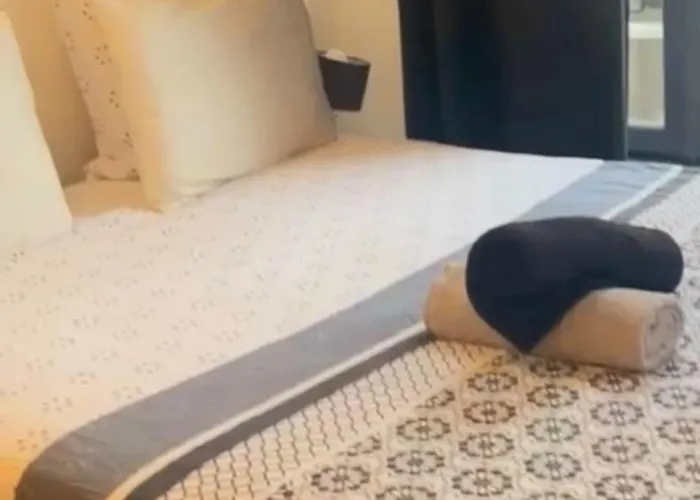 Appartement Entier 1 Piece Et Salle De Bain