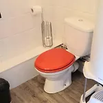 Appartement Entier 1 Piece Et Salle De Bain *